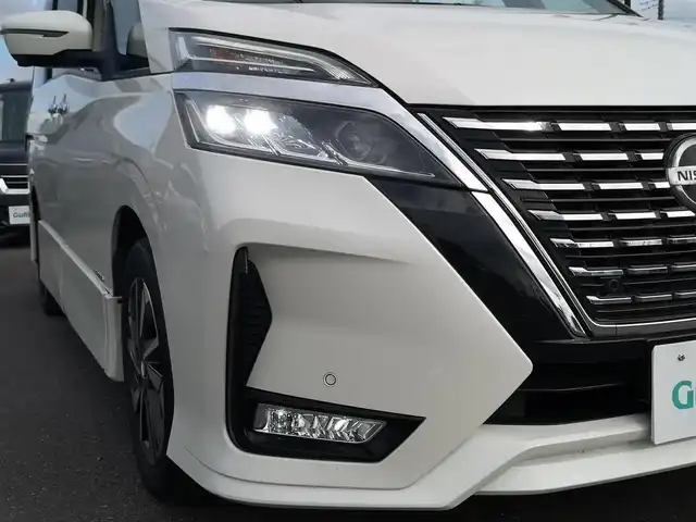 日産 セレナ ハイウェイスター V 茨城県 2021(令3)年 2.3万km ブリリアントホワイトパール アルパインナビ/【TV・CD・DVD・SD・ラジオ・USB・BT】/アルパイン製フリップダウンモニター/プロパイロット/レーダークルコン/ETC/全方位カメラ/前後コーナーセンサー/前後ドラレコ/BSM/両側パワスラ/アイドリングストップ/ブレーキホールド/インテリジェントルームミラー/純正アルミホイール