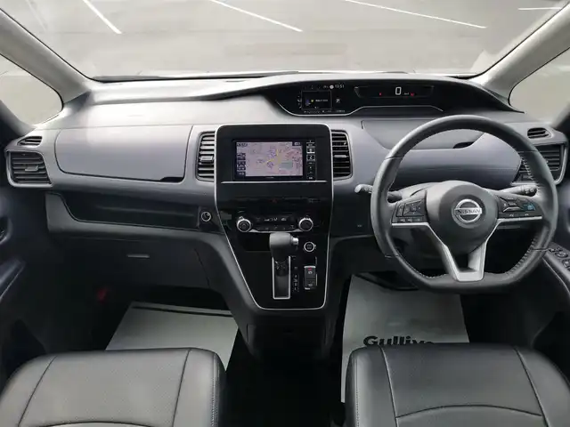日産 セレナ ハイウェイスター V 茨城県 2021(令3)年 2.3万km ブリリアントホワイトパール アルパインナビ/【TV・CD・DVD・SD・ラジオ・USB・BT】/アルパイン製フリップダウンモニター/プロパイロット/レーダークルコン/ETC/全方位カメラ/前後コーナーセンサー/前後ドラレコ/BSM/両側パワスラ/アイドリングストップ/ブレーキホールド/インテリジェントルームミラー/純正アルミホイール