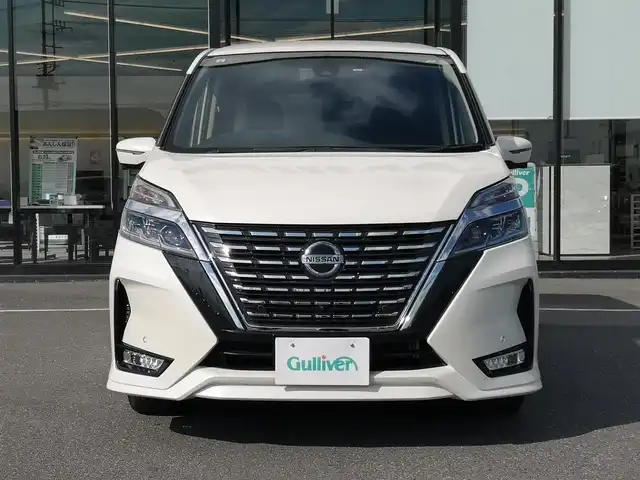 日産 セレナ ハイウェイスター V 茨城県 2021(令3)年 2.3万km ブリリアントホワイトパール アルパインナビ/【TV・CD・DVD・SD・ラジオ・USB・BT】/アルパイン製フリップダウンモニター/プロパイロット/レーダークルコン/ETC/全方位カメラ/前後コーナーセンサー/前後ドラレコ/BSM/両側パワスラ/アイドリングストップ/ブレーキホールド/インテリジェントルームミラー/純正アルミホイール