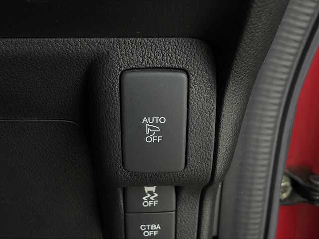 ホンダ Ｎ ＢＯＸ カスタム G ターボSSパッケージ 埼玉県 2017(平29)年 3.5万km 赤／黒 純正ナビ　VXM-174VFi/(Bluetooth/USB/CD/DVD/AM/FM)/地デジフルセグ/バックカメラ/ETC/クルーズコントロール/パドルシフト/運転席・助手席シートヒーター/車速連動バリアブル間欠ワイパー/あんしんパッケージ/・低速域衝突軽減ブレーキ/・誤発進抑制機能/・サイド・カーテンエアバッグ/360°スーパーUV・IRカットパッケージ/LEDフォグライト＋LEDポジションランプ＋フォグライトガーニッシュ/ロールサンシェード/両側パワースライドドア/プッシュスタート/ステアリングリモコン/ウィンカーミラー/純正フロアマット/純正ドアバイザー/純正15インチアルミホイール