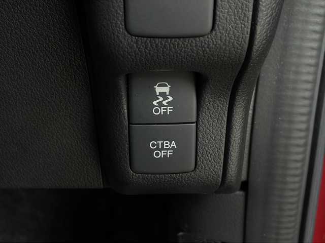 ホンダ Ｎ ＢＯＸ カスタム G ターボSSパッケージ 埼玉県 2017(平29)年 3.5万km 赤／黒 純正ナビ　VXM-174VFi/(Bluetooth/USB/CD/DVD/AM/FM)/地デジフルセグ/バックカメラ/ETC/クルーズコントロール/パドルシフト/運転席・助手席シートヒーター/車速連動バリアブル間欠ワイパー/あんしんパッケージ/・低速域衝突軽減ブレーキ/・誤発進抑制機能/・サイド・カーテンエアバッグ/360°スーパーUV・IRカットパッケージ/LEDフォグライト＋LEDポジションランプ＋フォグライトガーニッシュ/ロールサンシェード/両側パワースライドドア/プッシュスタート/ステアリングリモコン/ウィンカーミラー/純正フロアマット/純正ドアバイザー/純正15インチアルミホイール