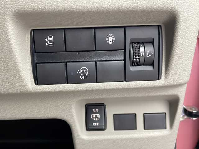 日産 ルークス X 栃木県 2021(令3)年 6.2万km ブロッサムピンク 社外7インチナビ/AM FM CD SD BT ワンセグTV/・レーンアシスト/・衝突軽減ブレーキ/・標識認識機能/・クリアランスソナー/・先行車発進お知らせ/・ふらつき警報/片側パワースライドドア/前後ドライブレコーダー/全周囲カメラ/アイドリングストップ/純正フロアマット/プッシュスタート/オートエアコン/ベンチシート/ステアリングスイッチ/スマートキー