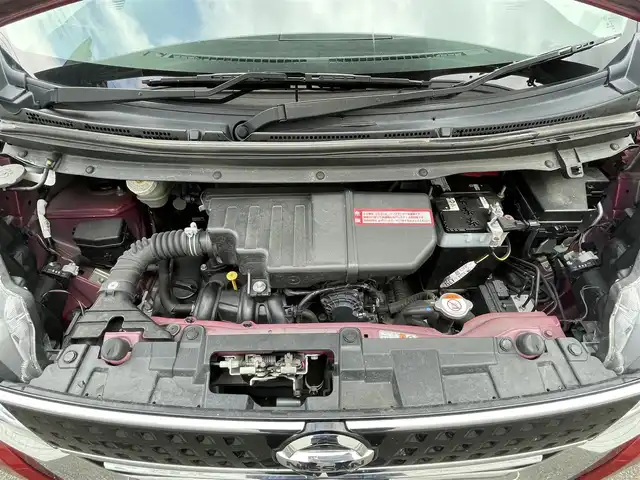 日産 デイズ ルークス ハイウェイスターX 岩手県 2018(平30)年 5万km スパークリングレッド/ブラック 禁煙車/4WD/全方位カメラ/2列目サンシェード/運転席シートヒーター/片側パワースライドドア/純正ナビ/→ワンセグTV/Bluetooth/CD/DVD/FM/AM/バックカメラ/ステアリングスイッチ（ナビ連動）/衝突軽減システム/前後コーナーセンサー/横滑り防止装置/レーンキープアシスト/オートライト/HIDヘッドライト/オートハイビーム/フォグライト/〇プッシュスタート/〇電動格納ミラー/〇ウィンカーミラー/〇ドアバイザー/〇フロアマット/ETC/冬タイヤホイール車載/スペアキー