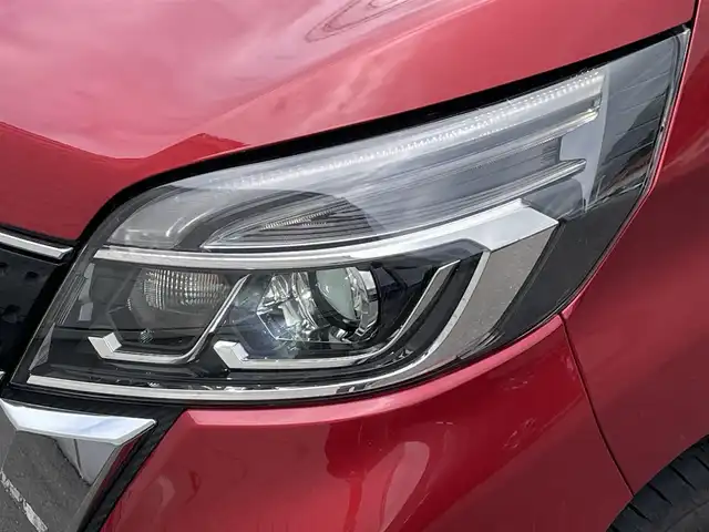 日産 デイズ ルークス ハイウェイスターX 岩手県 2018(平30)年 5万km スパークリングレッド/ブラック 禁煙車/4WD/全方位カメラ/2列目サンシェード/運転席シートヒーター/片側パワースライドドア/純正ナビ/→ワンセグTV/Bluetooth/CD/DVD/FM/AM/バックカメラ/ステアリングスイッチ（ナビ連動）/衝突軽減システム/前後コーナーセンサー/横滑り防止装置/レーンキープアシスト/オートライト/HIDヘッドライト/オートハイビーム/フォグライト/〇プッシュスタート/〇電動格納ミラー/〇ウィンカーミラー/〇ドアバイザー/〇フロアマット/ETC/冬タイヤホイール車載/スペアキー