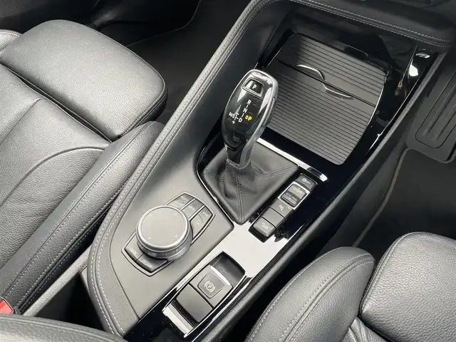 ＢＭＷ Ｘ２ xDrive20i MスポーツX 東京都 2019(令1)年 4.7万km アルピンホワイトⅢ 黒革シート/純正ナビ/USB/BTオーディオ/Bカメラ/インテリジェントセーフティ/パワーバックドア/ブラックキドニーグリル/ETC/パーキングセンサー/ACC/レーンキープ/シートヒーター
