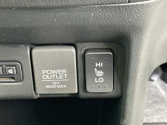 ホンダ Ｎ ＢＯＸ カスタム SSブラックSパッケージ 愛知県 2016(平28)年 3.6万km クリスタルブラックパール 純正ナビ/両側パワースライドドア/シートヒーター/バックカメラ/純正アルミホイール/LEDヘッドライト/CD DVD/Bluetooth/ステアリングスイッチ/スマートキー/プッシュスタート