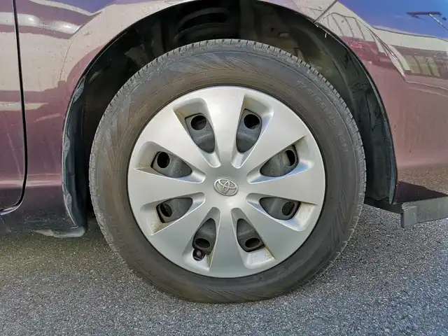 トヨタ アクア S 茨城県 2014(平26)年 3.2万km ディープアメジストマイカメタリック 純正ナビゲーション/ワンセグＴＶ/ＣＤ　ＤＶＤ/ＳＤ/ＡＵＸ/Ｂｌｕｅｔｏｏｔｈ/バックカメラ/ＥＴＣ/プッシュスタート/スマートキー/純正フロアマット/ドアバイザー/車両接近通報装置/取扱説明書/保証書/記録簿