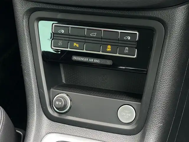 フォルクスワーゲン シャラン TDI ハイライン 山梨県 2020(令2)年 3.4万km アトランティックブルーM ディーゼルターボ/純正SDナビ/(DVD/フルセグTV/Bluetooth/USB/MSV)/両側パワースライドドア/バックカメラ/ハーフレザーシート/セーフティパッケージ/・レーンキープアシスト/・ブラインドスポットディテクション/・リアトラフィックアラート/衝突軽減ブレーキ/パワーバックドア/ブラインドスポットモニター/レーダークルーズコントロール/スマートキー/HIDヘッドライト/ETC/前席シートヒーター/パドルシフト/横滑り防止機能/純正16インチアルミホイール/カーテンエアバック