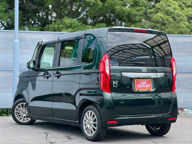 ホンダ Ｎ ＢＯＸ L 三重県 2023(令5)年 1.8万km ブリティッシュグリーンP ワンオーナー/ホンダセンシング/ギャザーズディスプレイオーデイオ(WX-211C)/バックカメラ/ドライブレコーダー/Wシートヒーター/LEDヘッドライト/パワースライドドア/レーダークルーズコントロール/ETC/スマートキー×2/ブレーキホールド/電動パーキングブレーキ/クリアランスソナー/純正フロアマット
