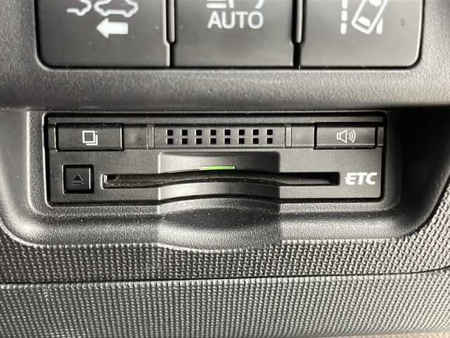 トヨタ ポルテ F 千葉県 2016(平28)年 4.8万km クリームベージュ 純正メモリナビ/（FM/AM/CD/DVD/Bluetooth）/純正キセノンヘッドライト/フォグライト/ビルトインETC/片側パワースライドドア/横滑り防止機能/車線逸脱警報/衝突軽減ブレーキ/アイドリングストップ/純正フロアマット/プッシュエンジンスタート/電動格納ミラー/純正サイドバイザー