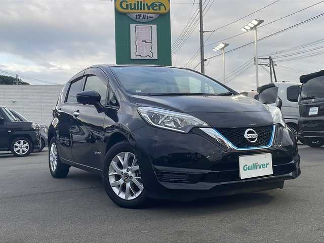 日産 ノート e－パワー X 山口県 2020(令2)年 4.1万km スーパーブラック アルパイン９型ナビ　/AM/FM/CD/DVD/Bluetooth/フルセグTV/バックカメラ　/クリアランスソナー　/オートクルーズコントロール　/純正フロアマット　/ＬＥＤオートライト　/レーンキープアシスト　/スペアキー　/衝突被害軽減ブレーキ　/ＥＴＣ　/ドラレコ/スマートキー