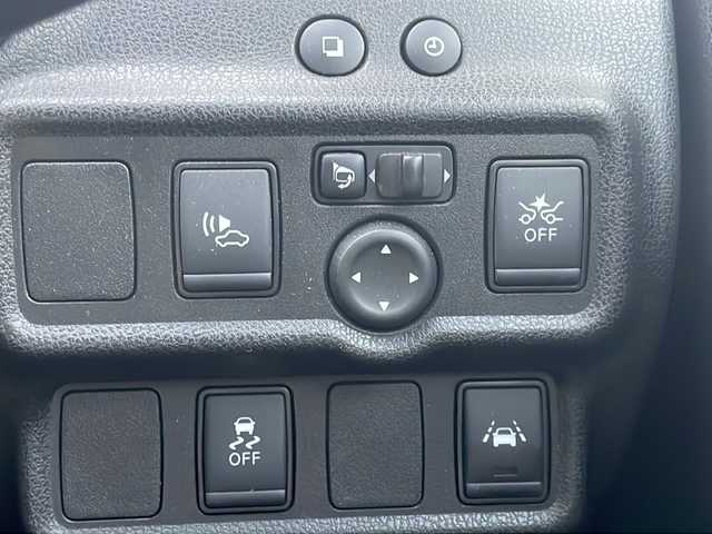 日産 ノート e－パワー X 山口県 2020(令2)年 4.1万km スーパーブラック アルパイン９型ナビ　/AM/FM/CD/DVD/Bluetooth/フルセグTV/バックカメラ　/クリアランスソナー　/オートクルーズコントロール　/純正フロアマット　/ＬＥＤオートライト　/レーンキープアシスト　/スペアキー　/衝突被害軽減ブレーキ　/ＥＴＣ　/ドラレコ/スマートキー