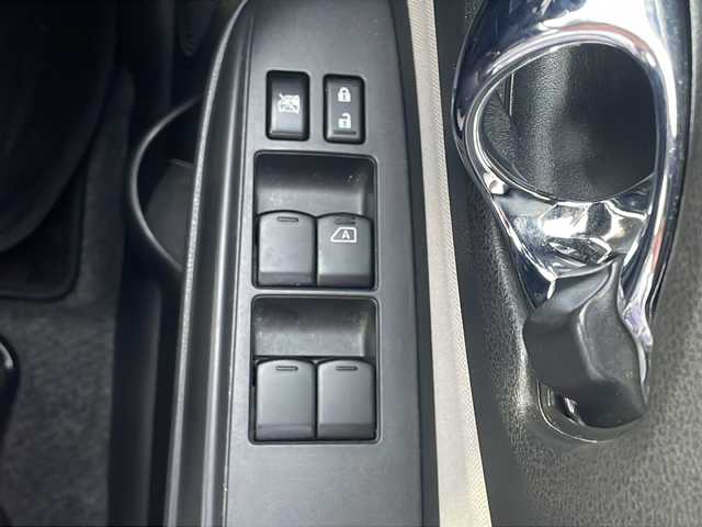 日産 ノート e－パワー X 山口県 2020(令2)年 4.1万km スーパーブラック アルパイン９型ナビ　/AM/FM/CD/DVD/Bluetooth/フルセグTV/バックカメラ　/クリアランスソナー　/オートクルーズコントロール　/純正フロアマット　/ＬＥＤオートライト　/レーンキープアシスト　/スペアキー　/衝突被害軽減ブレーキ　/ＥＴＣ　/ドラレコ/スマートキー