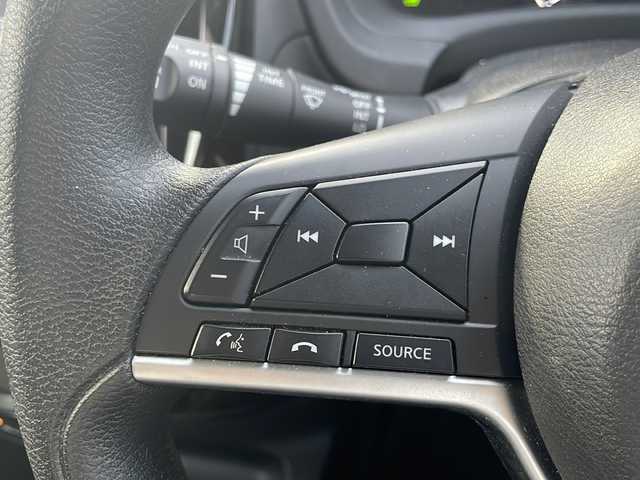 日産 ノート e－パワー X 山口県 2020(令2)年 4.1万km スーパーブラック アルパイン９型ナビ　/AM/FM/CD/DVD/Bluetooth/フルセグTV/バックカメラ　/クリアランスソナー　/オートクルーズコントロール　/純正フロアマット　/ＬＥＤオートライト　/レーンキープアシスト　/スペアキー　/衝突被害軽減ブレーキ　/ＥＴＣ　/ドラレコ/スマートキー