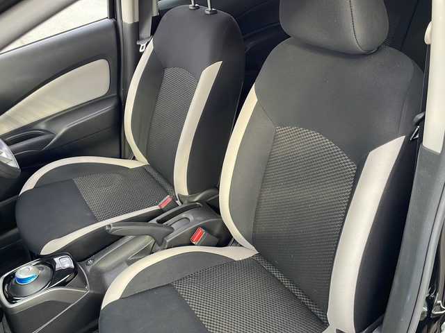 日産 ノート e－パワー X 山口県 2020(令2)年 4.1万km スーパーブラック アルパイン９型ナビ　/AM/FM/CD/DVD/Bluetooth/フルセグTV/バックカメラ　/クリアランスソナー　/オートクルーズコントロール　/純正フロアマット　/ＬＥＤオートライト　/レーンキープアシスト　/スペアキー　/衝突被害軽減ブレーキ　/ＥＴＣ　/ドラレコ/スマートキー