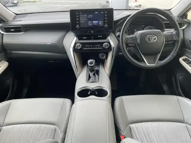 トヨタ ハリアー G 茨城県 2020(令2)年 1.2万km スレートグレーメタリック ブラインドスポットモニター/パーキングサポート/デジタルインナーミラー/トヨタタセーフティセンス/・プリクラッシュセーフティ/・レーントレーシングアシスト/・オートマチックハイビーム/・レーダークルーズコントロール/純正ディスプレイオーディオ/・AM/FM/USB/Bluetooth/・AppleCarPlay/AndroidAuto/バックカメラ/パワーシート/パワーバックドア/LEDヘッドランプ