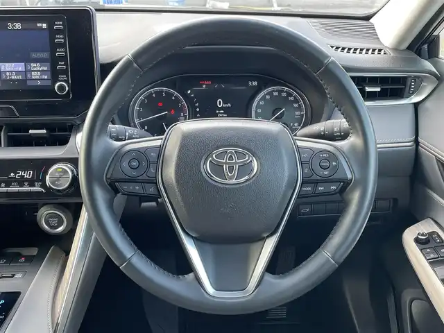 トヨタ ハリアー G 茨城県 2020(令2)年 1.2万km スレートグレーメタリック ブラインドスポットモニター/パーキングサポート/デジタルインナーミラー/トヨタタセーフティセンス/・プリクラッシュセーフティ/・レーントレーシングアシスト/・オートマチックハイビーム/・レーダークルーズコントロール/純正ディスプレイオーディオ/・AM/FM/USB/Bluetooth/・AppleCarPlay/AndroidAuto/バックカメラ/パワーシート/パワーバックドア/LEDヘッドランプ
