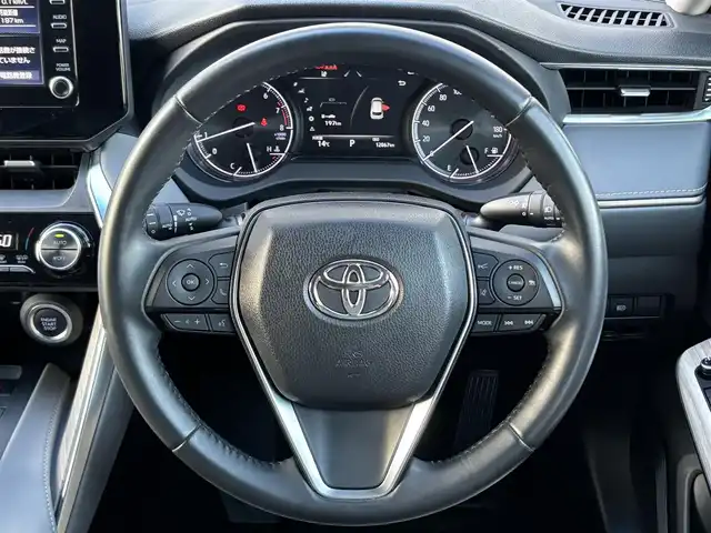 トヨタ ハリアー G 茨城県 2020(令2)年 1.2万km スレートグレーメタリック 純正ディスプレイオーディオ/　(AM/FM/Bluetooth/Miracast)/ブラインドスポットモニター/パーキングサポート/デジタルインナーミラー/トヨタタセーフティセンス/  プリクラッシュセーフティ/  レーントレーシングアシスト/  オートマチックハイビーム/  レーダークルーズコントロール/バックカメラ/パワーシート/パワーバックドア/LEDヘッドランプ