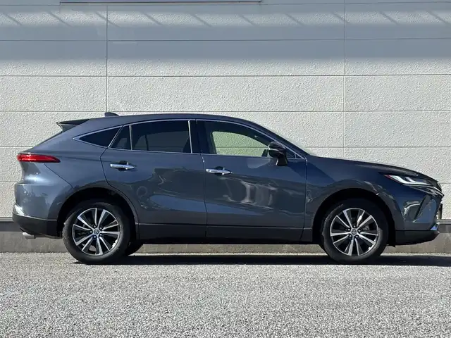 トヨタ ハリアー G 茨城県 2020(令2)年 1.2万km スレートグレーメタリック 純正ディスプレイオーディオ/　(AM/FM/Bluetooth/Miracast)/ブラインドスポットモニター/パーキングサポート/デジタルインナーミラー/トヨタタセーフティセンス/  プリクラッシュセーフティ/  レーントレーシングアシスト/  オートマチックハイビーム/  レーダークルーズコントロール/バックカメラ/パワーシート/パワーバックドア/LEDヘッドランプ