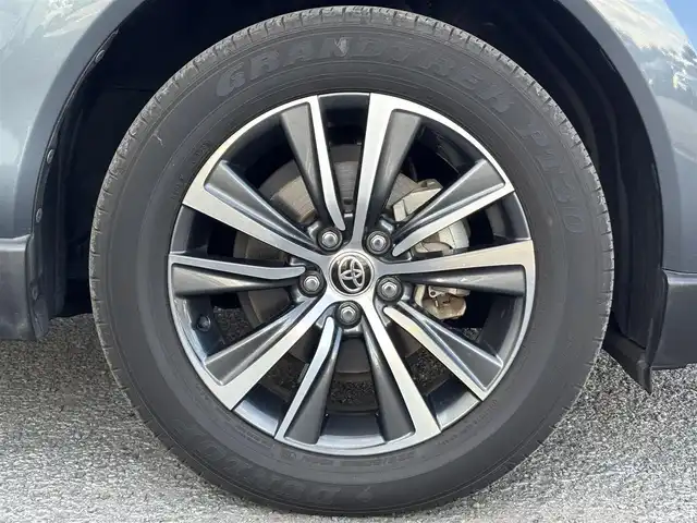 トヨタ ハリアー G 茨城県 2020(令2)年 1.2万km スレートグレーメタリック 純正ディスプレイオーディオ/　(AM/FM/Bluetooth/Miracast)/ブラインドスポットモニター/パーキングサポート/デジタルインナーミラー/トヨタタセーフティセンス/  プリクラッシュセーフティ/  レーントレーシングアシスト/  オートマチックハイビーム/  レーダークルーズコントロール/バックカメラ/パワーシート/パワーバックドア/LEDヘッドランプ