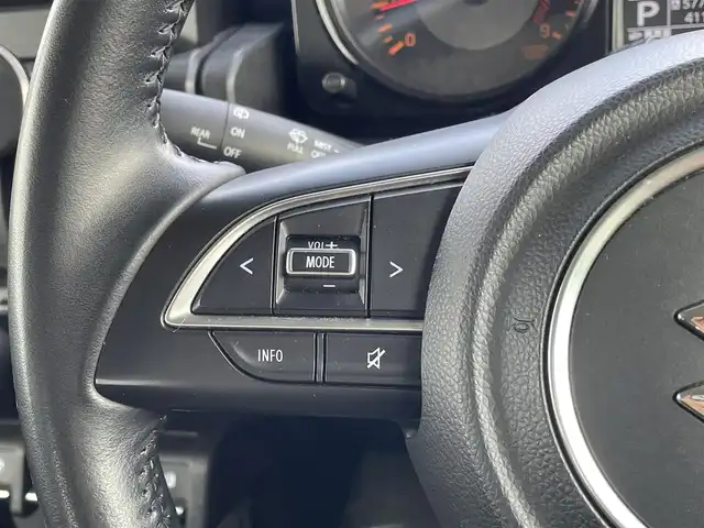 スズキ ジムニー XC 島根県 2020(令2)年 4.2万km ピュアホワイトP 登録時走行距離41175km/取扱説明書/保証書/KENWOODナビ(Bluetooth・AM・FM・CD・DVD)/フルセグテレビ/バックカメラ/前席シートヒーター/ドライブレコーダー/ビルトインETC/純正フロアマット/純正AW16インチ/オートライト/ダブル・サイド・カーテンエアバッグ/スマートキー(スペアキー×1)/禁煙車/タイヤ付き