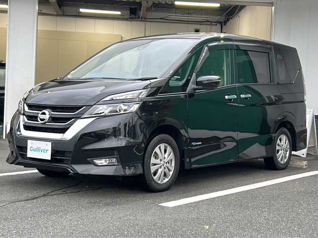 日産 セレナ ハイウェイスター Vセレクション 京都府 2018(平30)年 3.7万km ダイヤモンドブラック 純正９インチナビ　アラウンドビューモニター　両側パワースライドドア　クルーズコントロール　ドライブレコーダー　ＬＥＤヘッドライト　コーナーセンサー　ＥＴＣ　スマートキー