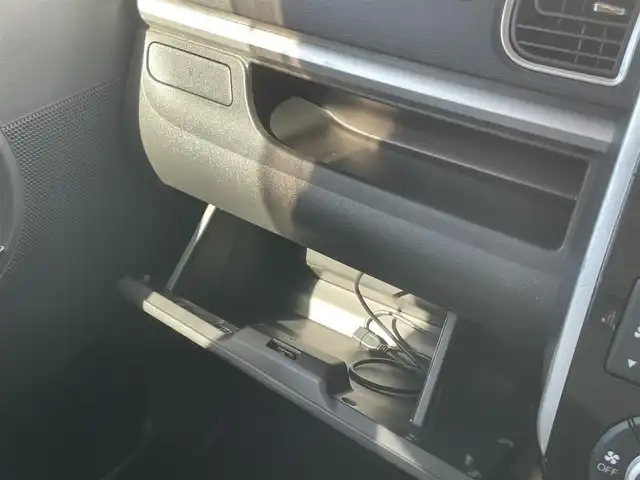 ダイハツ タント カスタム RS トップED SA 長崎県 2014(平26)年 9.6万km ブラックマイカメタリック (株)IDOMが運営する【じしゃロン長崎店】の自社ローン専用車両になりますこちらは現金またはオートローンご利用時の価格です。自社ローンご希望の方は別途その旨お申付け下さい/ナビ　/バックカメラ　/両側パワースライドドア　/ハーフレザーシート　/ＬＥＤヘッドライト　/オートライト　/フォグランプ　/電格ミラー　/衝突被害軽減ブレーキ　/Ｂｌｕｅｔｏｏｔｈ　/フルセグ