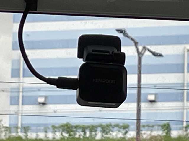 三菱 ｅＫスペース G スタイルエディション 大阪府 2016(平28)年 2.3万km シルキーホワイト 社外ナビ　ECLIPSEナビ/・フルセグTV/CD/DVD/ラジオ/主要装備/・アイドリングストップ/・衝突被害軽減ブレーキシステム/・横滑り防止装置/・両側パワースライドドア/・D席シートヒーター/・ベンチシート/・ヘッドライトレベライザー/・手動防眩ルームミラー/・ハロゲンヘッドライト/・純正フロアマット/・純正AW/・ドライブレコーダー/・ETC