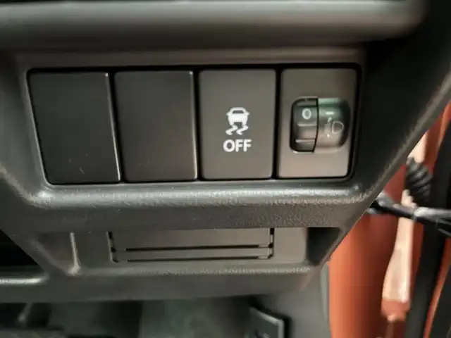 スズキ ワゴンＲ HYBRID FX 福岡県 2019(令1)年 2万km リフレクティブオレンジM アイドリングストップ/運転席シートヒーター/純正フロアマット/ハロゲンヘッドライト/CDチェンジャー/AUX/BT/ベンチシート/横滑り防止