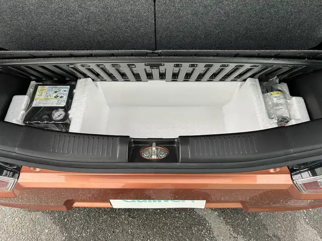 スズキ ワゴンＲ HYBRID FX 福岡県 2019(令1)年 2万km リフレクティブオレンジM アイドリングストップ/運転席シートヒーター/純正フロアマット/ハロゲンヘッドライト/CDチェンジャー/AUX/BT/ベンチシート/横滑り防止