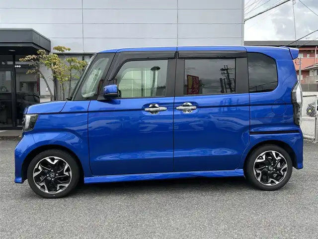ホンダ Ｎ ＢＯＸ カスタム G L ターボ ホンダセンシング 奈良県 2018(平30)年 5.6万km ブリリアントスポーティブルーメタリック2トーン 純正メーカーナビ/ハーフレザー/追従式クルコン/両側パワスラ/フルセグTV/ドラレコ/ETC/Bluetooth/純正フロアマット/純正アルミ/オートライト（LED）/USB付/バックカメラ/記録簿/取扱説明書/保証書