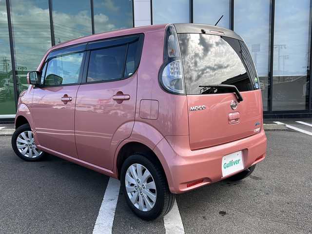 日産 モコ ドルチェX 岐阜県 2015(平27)年 5.2万km モコピーチ 登録時走行距離51919km/純正ＳＤナビ/フルセグＴＶ/ドルチェ専用シート/純正フロアマット/純正アルミホイール/ベンチシート/フルフラットシート/オートエアコン/プッシュスタート/スマートキー/ドアバイザー/ＵＳＢ/ABS/横滑り防止装置/レーンキープアシスト/盗難防止装置/オートライト/LEDヘッドライト/エアバッグ