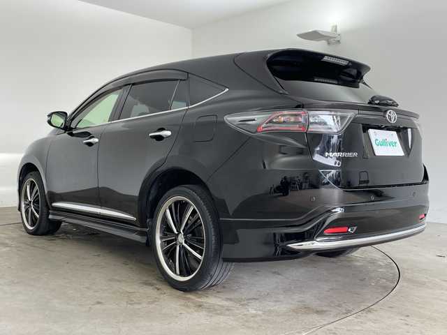 トヨタ ハリアー プレミアム アドバンスドP 兵庫県 2014(平26)年 9.2万km ブラック ・純正ナビ（CD/DVD/BT/TV）/・JBLサウンドシステム/・モデリスタエアロ/・置くだけ充電/・アラウンドビューモニター/・プリクラッシュセーフティ/・レーンディパーチャーアラート/・レーダークルーズコントロール/・オートマチックハイビーム/・クリアランスソナー/・パワーバックドア/・パワーシート/・ハーフレザーシート/・社外20インチAW/・ビルトインETC/・社外前後ドライブレコーダー/・LEDヘッドライト/・プッシュスタート/・スマートキー/・スペアキー