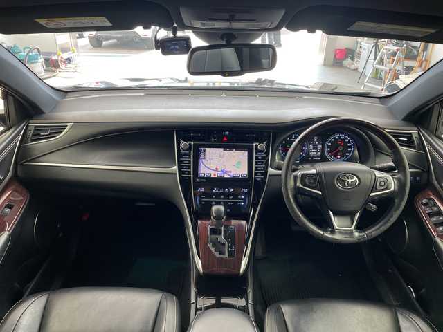 トヨタ ハリアー プレミアム アドバンスドP 兵庫県 2014(平26)年 9.2万km ブラック ・純正ナビ（CD/DVD/BT/TV）/・JBLサウンドシステム/・モデリスタエアロ/・置くだけ充電/・アラウンドビューモニター/・プリクラッシュセーフティ/・レーンディパーチャーアラート/・レーダークルーズコントロール/・オートマチックハイビーム/・クリアランスソナー/・パワーバックドア/・パワーシート/・ハーフレザーシート/・社外20インチAW/・ビルトインETC/・社外前後ドライブレコーダー/・LEDヘッドライト/・プッシュスタート/・スマートキー/・スペアキー