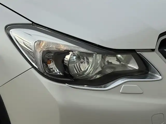 スバル インプレッサ ＸＶ 2．0i－L アイサイト 岩手県 2014(平26)年 8.7万km サテンホワイトパール 禁煙車/ワンオーナー/4WD/DISTONE SOUND/追従型クルーズコントロール/純正ナビ/→フルセグTV/Bluetooth/CD/DVD/FM/AM/バックカメラ/ステアリングスイッチ/横滑り防止装置/レーンキープアシスト/衝突軽減システム/オートライト/フォグライト/〇プッシュスタート/〇パドルシフト/〇アルミペダル/〇電動格納ミラー/〇ウィンカーミラー/〇ドアバイザー/〇フロアマット/〇シガーソケット/〇スマートキー/前後ドライブレコーダー/ETC