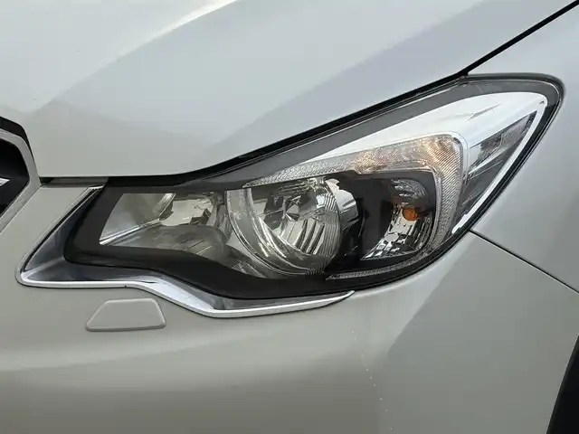スバル インプレッサ ＸＶ 2．0i－L アイサイト 岩手県 2014(平26)年 8.7万km サテンホワイトパール 禁煙車/ワンオーナー/4WD/DISTONE SOUND/追従型クルーズコントロール/純正ナビ/→フルセグTV/Bluetooth/CD/DVD/FM/AM/バックカメラ/ステアリングスイッチ/横滑り防止装置/レーンキープアシスト/衝突軽減システム/オートライト/フォグライト/〇プッシュスタート/〇パドルシフト/〇アルミペダル/〇電動格納ミラー/〇ウィンカーミラー/〇ドアバイザー/〇フロアマット/〇シガーソケット/〇スマートキー/前後ドライブレコーダー/ETC