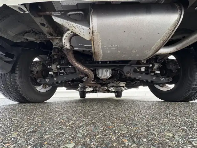 スバル インプレッサ ＸＶ 2．0i－L アイサイト 岩手県 2014(平26)年 8.7万km サテンホワイトパール 禁煙車/ワンオーナー/4WD/DISTONE SOUND/追従型クルーズコントロール/純正ナビ/→フルセグTV/Bluetooth/CD/DVD/FM/AM/バックカメラ/ステアリングスイッチ/横滑り防止装置/レーンキープアシスト/衝突軽減システム/オートライト/フォグライト/〇プッシュスタート/〇パドルシフト/〇アルミペダル/〇電動格納ミラー/〇ウィンカーミラー/〇ドアバイザー/〇フロアマット/〇シガーソケット/〇スマートキー/前後ドライブレコーダー/ETC