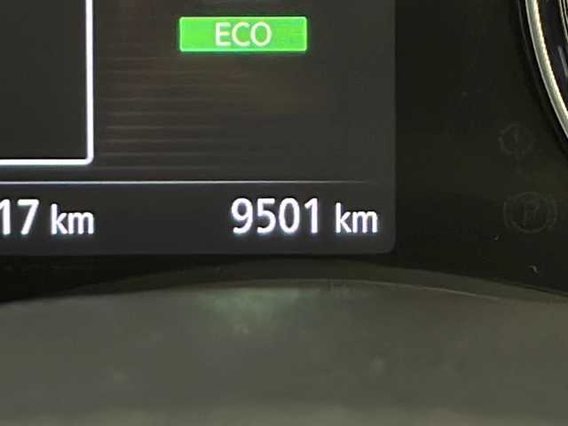 日産 キックス X FOUR 秋田県 2025(令7)年 1万km ピュアブラック 4WD/プロパイロット　/エマージェンシーブレーキ　/純正SDナビ　/　　CD/DVD/BT/フルセグTV/アラウンドビューモニター　/レーダークルーズコントロール　/LEDオートライト　/ハーフレザーシート/前席シートヒーター　/純正17インチアルミホイール　/ステアリングヒーター/オートハイビーム/スマートキー　/ビルトインETC