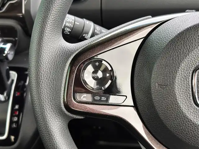 ホンダ Ｎ ＢＯＸ カスタム G L ホンダセンシング 宮城県 2017(平29)年 2.9万km プレミアムグラマラスブロンズP ホンダセンシング/●衝突軽減ブレーキ〈CMBS〉/●誤発進抑制機能/●後方誤発進抑制機能/●歩行者事故低減ステアリング/●路外逸脱抑制機能/●ACC〈アダプティブ・クルーズ・コントロール〉/●LKAS〈車線維持支援システム〉/●オートハイビーム/●先行車発進お知らせ機能/●標識認識機能/純正ナビ（VXM-185VFi）/・CD/DVD/・Bluetooth/・フルセグTV/バックカメラ/ビルトインETC/ドライブレコーダー/左側パワースライドドア/ステアリングスイッチ/LEDヘッドランプ/フォグランプ/オートライト/スマートキー＆プッシュスタート/スペアキー/電動格納ミラー/プラズマクラスター技術搭載フルオート・エアコンディショナー/純正14インチAW/フロアマット/ドアバイザー/W/サイド/カーテンエアバッグ