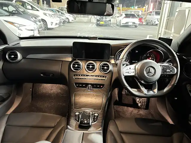 メルセデス・ベンツ Ｃ２２０ｄ アバンギャルド　AMGライン 大分県 2019(平31)年 0.4万km オブシディアンブラック 〇ワンオーナー/〇革シート/〇純正メーカーナビ/　ラジオ・BT・USB・フルセグ/〇バックカメラ/〇ETC/〇パドルシフト/〇ステアリングスイッチ/〇革巻きステアリング/〇ACC/〇LKA/〇BSM/〇前後ドライブレコーダー/〇前席パワーシート/〇前席3wayメモリーシート/〇前席シートヒーター/〇社外レーダー/〇アイドリングストップ/〇純正LEDヘッドライト/〇バックフォグ/〇アテンションアシスト/〇コーナーポール/〇保証書/〇取扱説明書