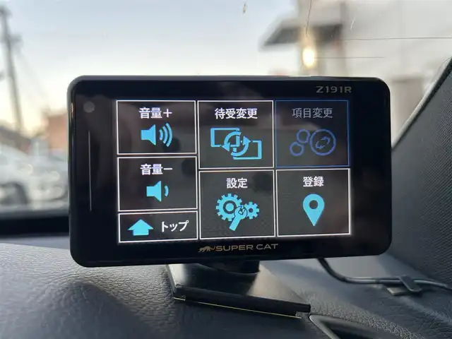 メルセデス・ベンツ Ｃ２２０ｄ アバンギャルド　AMGライン 大分県 2019(平31)年 0.4万km オブシディアンブラック 〇ワンオーナー/〇革シート/〇純正メーカーナビ/　ラジオ・BT・USB・フルセグ/〇バックカメラ/〇ETC/〇パドルシフト/〇ステアリングスイッチ/〇革巻きステアリング/〇ACC/〇LKA/〇BSM/〇前後ドライブレコーダー/〇前席パワーシート/〇前席3wayメモリーシート/〇前席シートヒーター/〇社外レーダー/〇アイドリングストップ/〇純正LEDヘッドライト/〇バックフォグ/〇アテンションアシスト/〇コーナーポール/〇保証書/〇取扱説明書