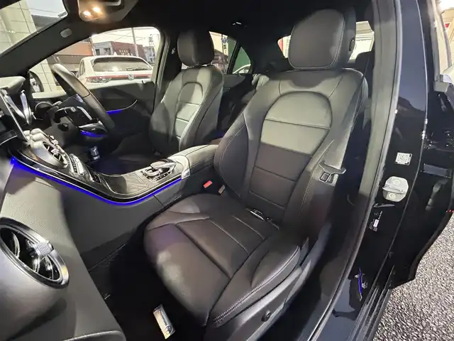 メルセデス・ベンツ Ｃ２２０ｄ アバンギャルド　AMGライン 大分県 2019(平31)年 0.4万km オブシディアンブラック 〇ワンオーナー/〇革シート/〇純正メーカーナビ/　ラジオ・BT・USB・フルセグ/〇バックカメラ/〇ETC/〇パドルシフト/〇ステアリングスイッチ/〇革巻きステアリング/〇ACC/〇LKA/〇BSM/〇前後ドライブレコーダー/〇前席パワーシート/〇前席3wayメモリーシート/〇前席シートヒーター/〇社外レーダー/〇アイドリングストップ/〇純正LEDヘッドライト/〇バックフォグ/〇アテンションアシスト/〇コーナーポール/〇保証書/〇取扱説明書