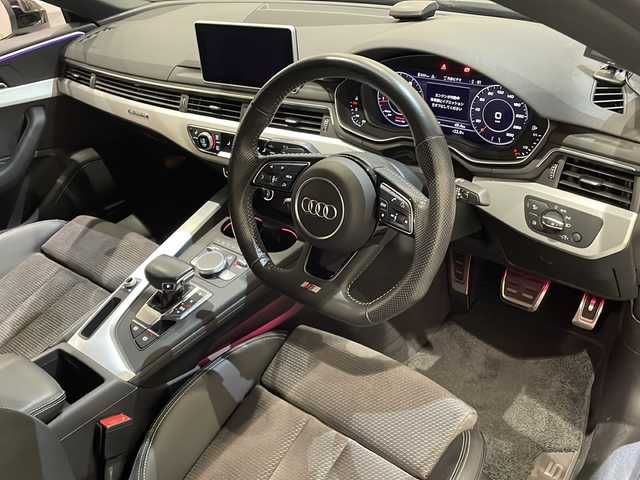 アウディ Ａ５ SB 45TFSIクワトロ スポーツ 新潟県 2019(令1)年 2.3万km ミトスブラックメタリック Sラインパッケージ/・マトリクスLEDヘッドライト/・バーチャルコックピット/アシスタンスパッケージ/・アダプティブクルーズコントロール/・アウディプレセンスシティ/・アウディサイドアシスト/・アウディパーキングシステム/・アウディホールドアシスト/ナビゲーションシステム/・TV/BT/AUX/サラウンドビューカメラ/アンビエントライティング/アルミホイール 5アームスターデザイン/パワーシート/シートヒーター/ETC2.0/ドライブレコーダー/電動リアゲート