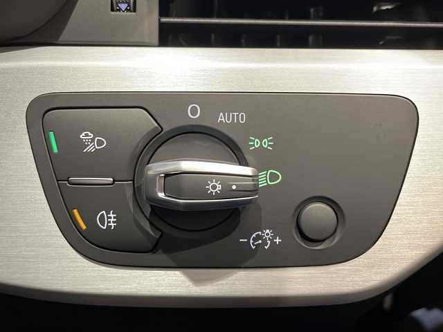 アウディ Ａ５ SB 45TFSIクワトロ スポーツ 新潟県 2019(令1)年 2.3万km ミトスブラックメタリック Sラインパッケージ/・マトリクスLEDヘッドライト/・バーチャルコックピット/アシスタンスパッケージ/・アダプティブクルーズコントロール/・アウディプレセンスシティ/・アウディサイドアシスト/・アウディパーキングシステム/・アウディホールドアシスト/ナビゲーションシステム/・TV/BT/AUX/サラウンドビューカメラ/アンビエントライティング/アルミホイール 5アームスターデザイン/パワーシート/シートヒーター/ETC2.0/ドライブレコーダー/電動リアゲート