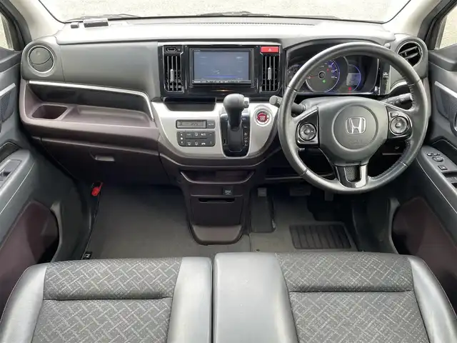 ホンダ Ｎ ＷＧＮ カスタム G Lパッケージ 熊本県 2015(平27)年 5.4万km ポリッシュドメタルメタリック 社外ナビ　BT/CD/DVD/SD/AM/FM/・フルセグ/・バックカメラ/シティブレーキシステム/横滑り抑制機能/エマージェンシーストップシグナル/後席シートベルト締め忘れ防止装置/クルーズコントロール/ETC/前方ドラレコ/革巻きステアリング/ステアリングスイッチ/プッシュスタート/・スマートキー/純正AW/純正フロアマット/純正ドアバイザー/電動格納ミラー/・ミラーウィンカー/ECONスイッチ