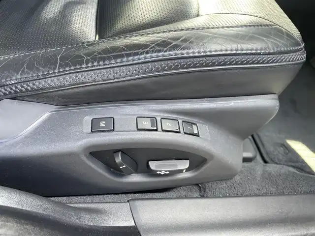 ボルボ ＸＣ７０ T－6 SE AWD 埼玉県 2010(平22)年 8万km 黒 /社外HDDナビ//バックカメラ//黒レザーシート//前2席パワーシート//前2席シートヒーター//前2席エアシート//クルーズコントロール//ETC//キーレス//キセノン//パワーバックドア//前後ドライブレコーダー//W.サイド.カーテンエアバッグ//ABS//革巻きステアリング//クリアランスソナー//前後フォグランプ//ルーフレール//ルーフキャリア//プライバシーガラス//社外17インチAW