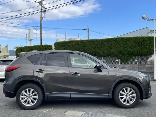 マツダ ＣＸ－５ XD プロアクティブ 山梨県 2014(平26)年 7.2万km チタニウムフラッシュマイカ (株)IDOMが運営する【じしゃロン甲府店】の自社ローン対象車両になります。こちらは現金ご利用時の価格です。/自社ローンご希望の方は別途その旨お申付け下さい。/【メーカーオプション】/・セーフティクルーズパッケージ/スマート・ブレーキ・サポート/レーダー・クルーズ・コントロール/スマート・シティ・ブレーキ・サポート［後退時］/ＡＴ誤発進抑制制御［後退時］/リアパーキングセンサー（センター／コーナー）/フロントフォグランプ（ハロゲン）/ドライバー・アテンション・アラート/純正SDナビ/・フルセグTV/DVD/BT接続/バックカメラ/ETC/スマートキーｘ２/純正フロアマット/純正17インチＡＷ