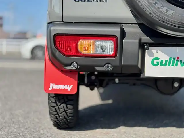 スズキ ジムニー XC 滋賀県 2025(令7)年 0.1万km未満 ミディアムグレー ワンオーナー/イクリプスフルセグナビ/　フルセグ Bluetooth CD DVD SDREC AM FM/バックカメラ/デュアルセンサーブレーキサポート/誤発進抑制機能/車線逸脱警報機能/ふらつき警報機能/ハイビームアシスト/先行車発進お知らせ機能/標識認識機能/エマージェンシーストップシグナル/オートライトシステム/ライト自動消灯システム/ヒーテッドドアミラー/純正LEDヘッドライト/TOYOオープンカントリーR/T/純正16インチアルミ/純正マッドフラップ/純正フロアマット/スマートキー×2/プッシュスタート/保証書/取説/
