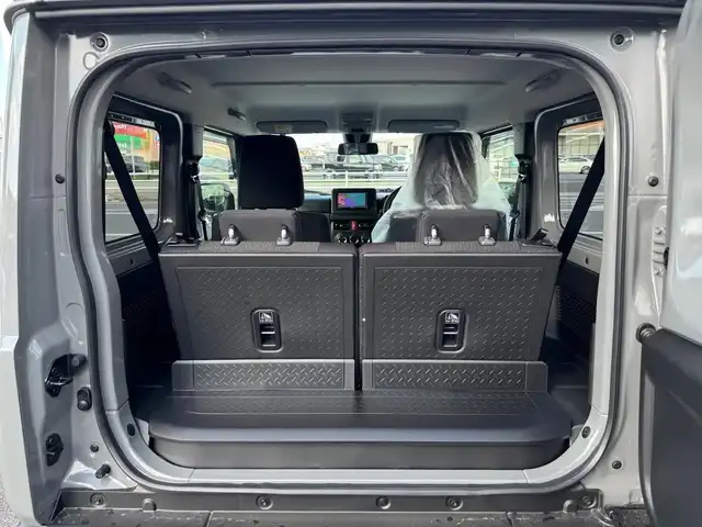 スズキ ジムニー XC 滋賀県 2025(令7)年 0.1万km未満 ミディアムグレー ワンオーナー/イクリプスフルセグナビ/　フルセグ Bluetooth CD DVD SDREC AM FM/バックカメラ/デュアルセンサーブレーキサポート/誤発進抑制機能/車線逸脱警報機能/ふらつき警報機能/ハイビームアシスト/先行車発進お知らせ機能/標識認識機能/エマージェンシーストップシグナル/オートライトシステム/ライト自動消灯システム/ヒーテッドドアミラー/純正LEDヘッドライト/TOYOオープンカントリーR/T/純正16インチアルミ/純正マッドフラップ/純正フロアマット/スマートキー×2/プッシュスタート/保証書/取説/