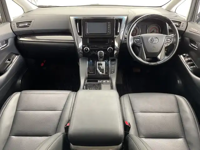 トヨタ アルファード S Cパッケージ 新潟県 2019(令1)年 4.8万km ホワイトパールクリスタルシャイン プリクラッシュセーフティ/レーダークルーズコントロール/レーンキープアシスト/ＢＳＭ/ディーラー7インチナビ（Bluetooth/CD/AUX/フルセグTV/SD）/バックカメラ/3眼LEDヘッドランプ/デジタルインナーミラー/D＋N席（シートセット/シートヒーター/シートベンチレーション）/パワーバックドア/純正AW(235/50/R18)/トヨタ製ドラレコ前後（ウルトラワイドLCD）/スペアキー１本
